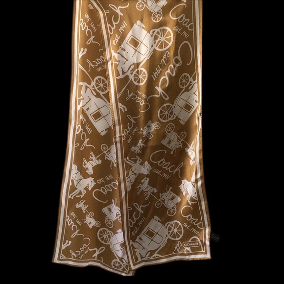Coach scarf gold carriage pattern 100% silk 27×150 cm Used Japan - Picture 11 of 11